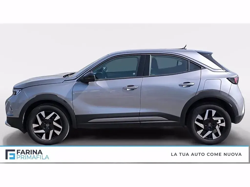 Usata Opel Mokka Elegance 110 CV (80 kW) 2023 Grigio chiaro SUV