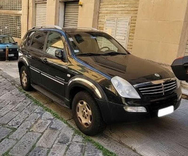 Usata Ssangyong (KGM) Rexton 165 CV (121 kW) 2006 Nero SUV