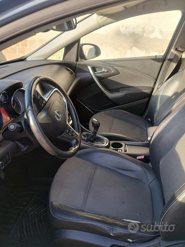 Usata Opel Astra Sport 125 CV (91 kW) 2011 Station wagon