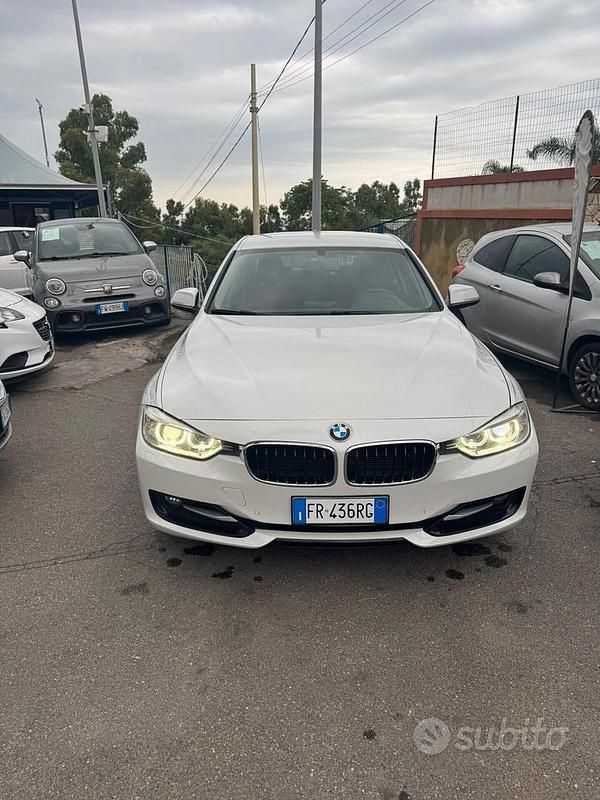 Bianco Usata 2012 BMW 316 M Sport Tre volumi | 8900 € (Buon prezzo) - Immagine 1/4