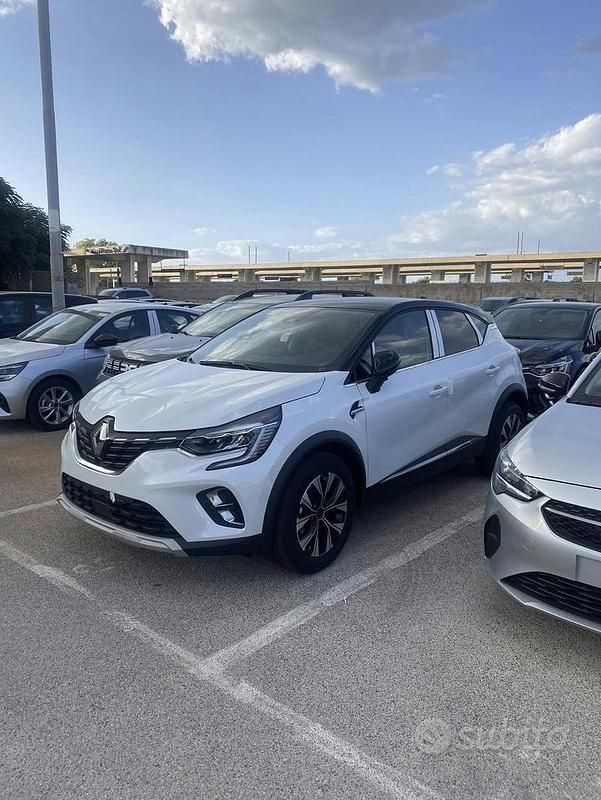 Usata Renault Captur Techno 101 CV (74 kW) 2023 SUV