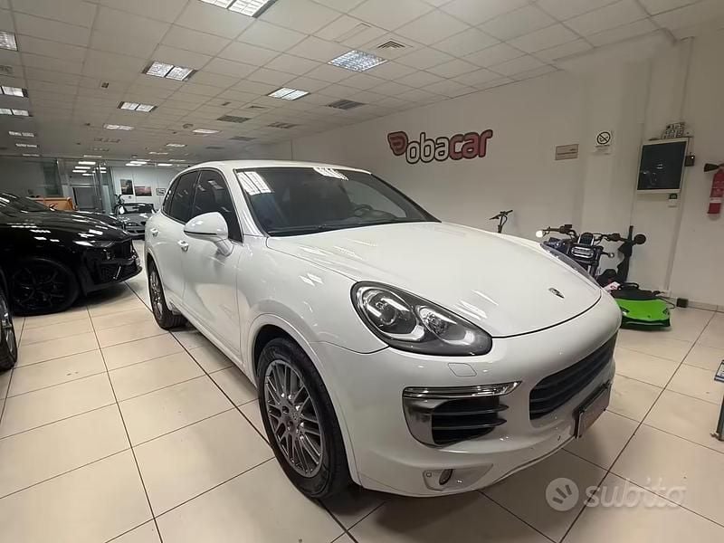 Usata Porsche Cayenne 250 CV (183 kW) 2015 Bianco SUV