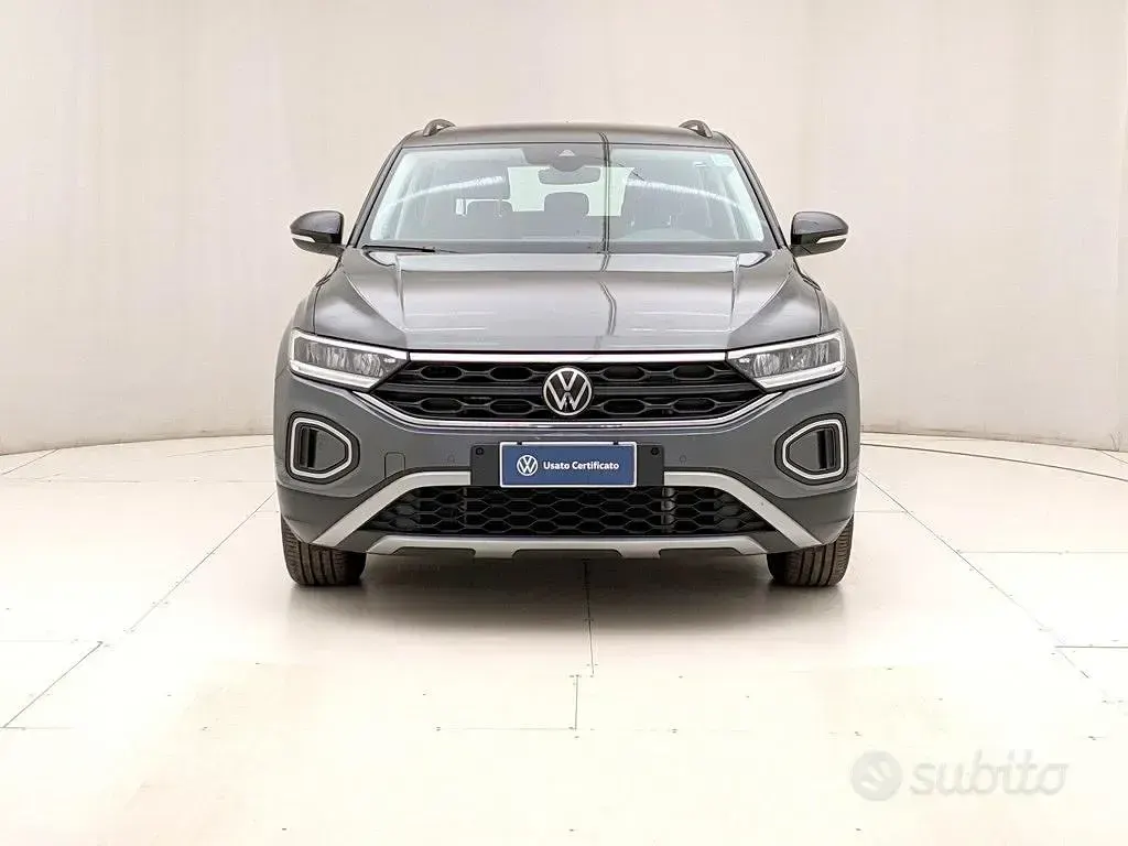 Usata VW T-Roc Life 150 CV (110 kW) 2025 Grigio SUV
