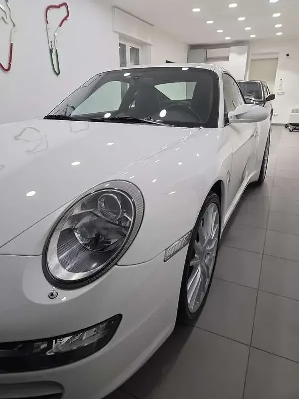Usata Porsche 911 Carrera 4S 355 CV (261 kW) 2008 Bianco Coupé