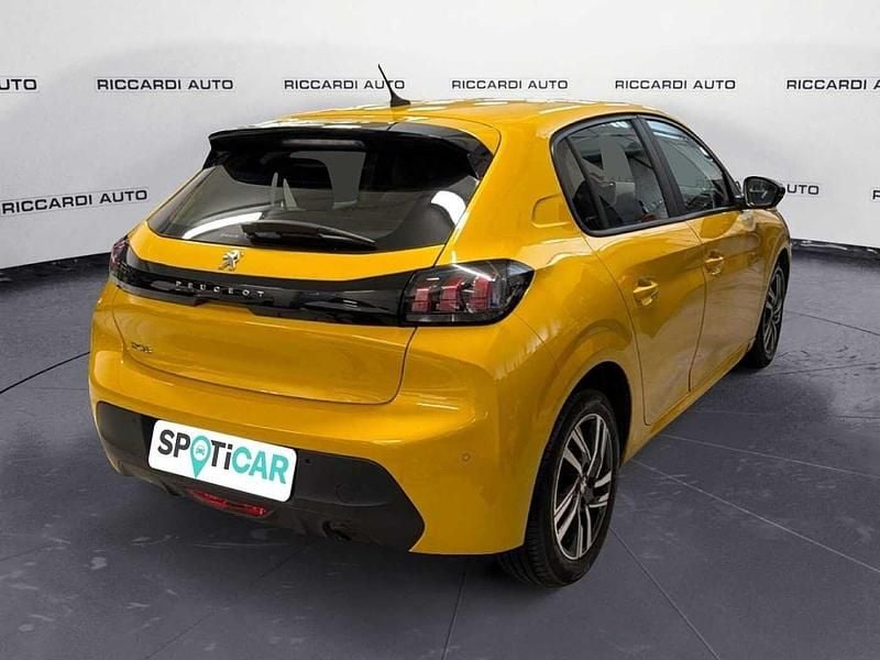Usata Peugeot 208 Active 75 CV (55 kW) 2023 Giallo Utilitaria