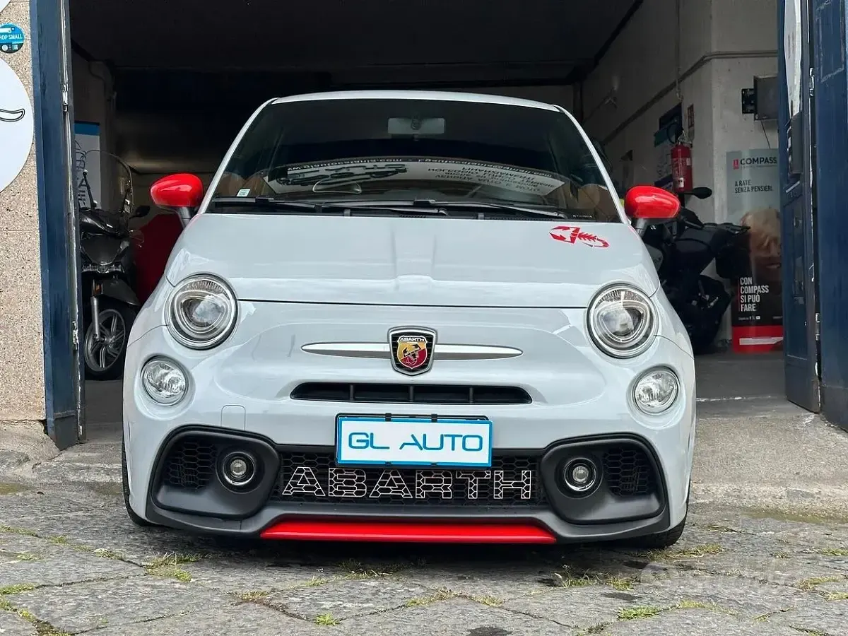 Usata Abarth 595 165 CV (121 kW) 2022 Grigio Berlina