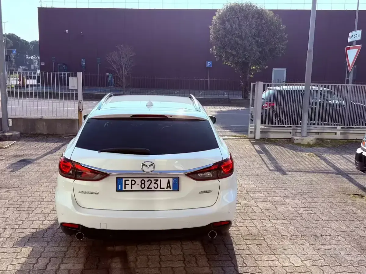Usata Mazda 6 150 CV (110 kW) 2018 Bianco Station wagon