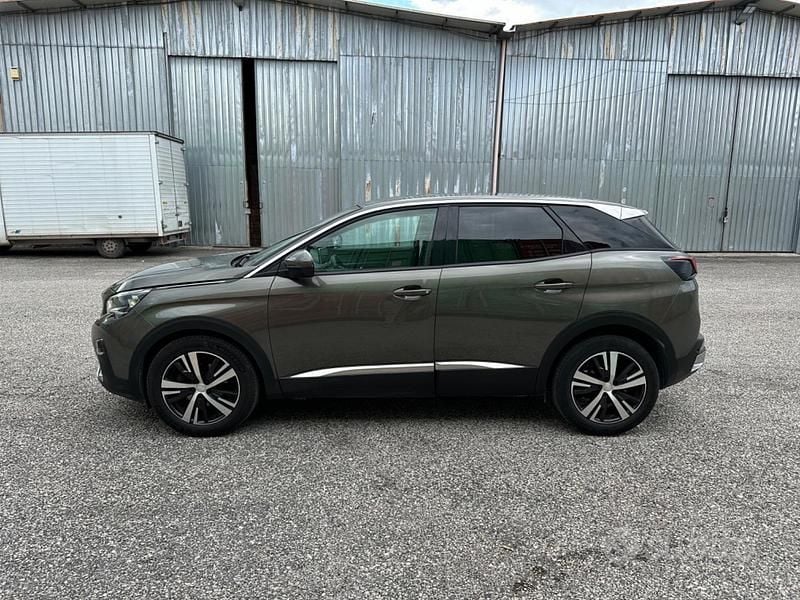 Usata Peugeot 3008 Allure 120 CV (88 kW) 2018 Grigio Berlina