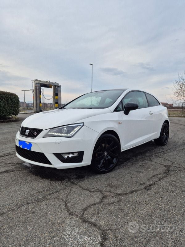 Bianco Usata 2016 Seat Ibiza FR Coupé | 7500 € (Cara) - Immagine 1/4