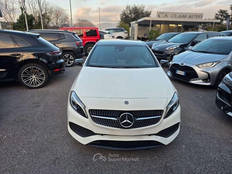 Usata Mercedes A180 Premium 109 CV (80 kW) 2017 Bianco Berlina