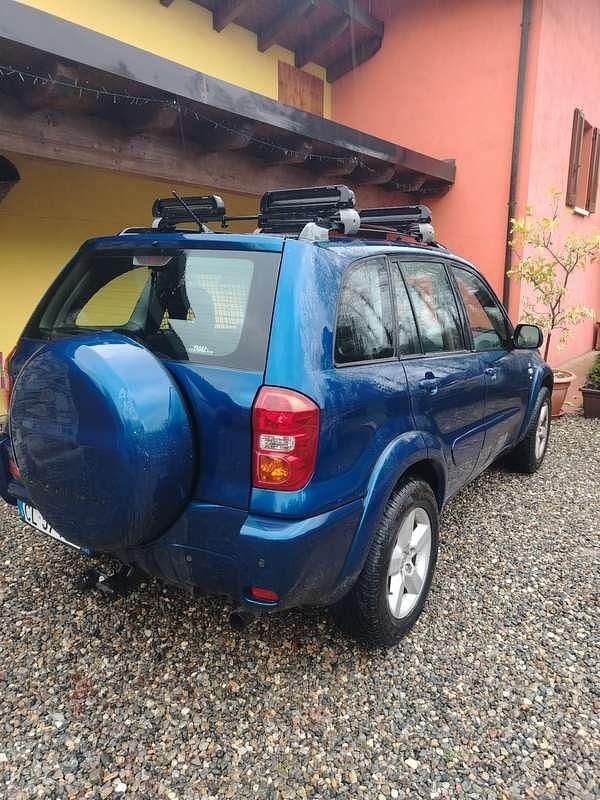 Usata Toyota RAV4 116 CV (85 kW) 2004 SUV
