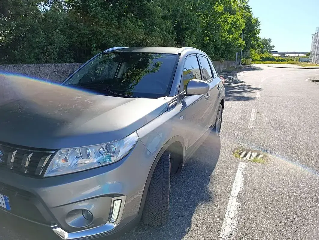 Usata Suzuki Vitara Cool 111 CV (81 kW) 2019 Grigio SUV