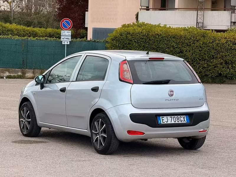 Usata Fiat Punto Evo 75 CV (55 kW) 2012 Grigio Utilitaria