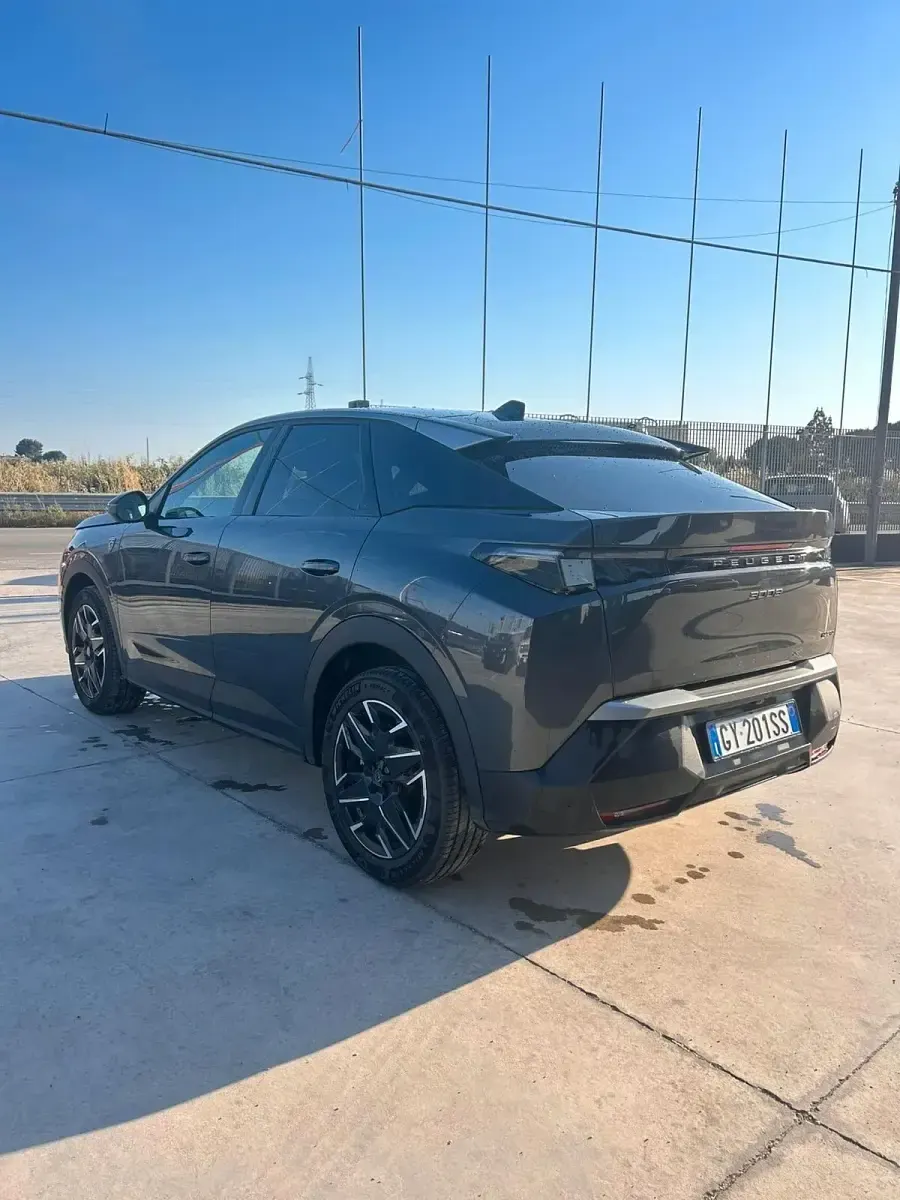 Usata Peugeot 3008 GT 135 CV (99 kW) 2025 Grigio SUV