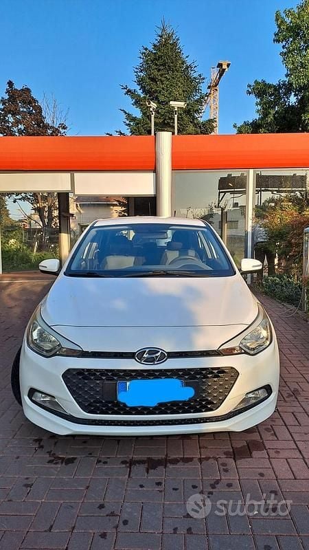 Usata Hyundai i20 Classic 85 CV (62 kW) 2017 Bianco Utilitaria