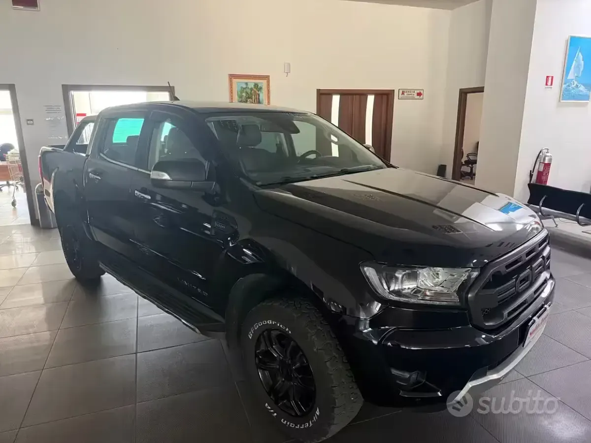 Usata Ford Ranger Limited 170 CV (125 kW) 2022 Nero Pick-up