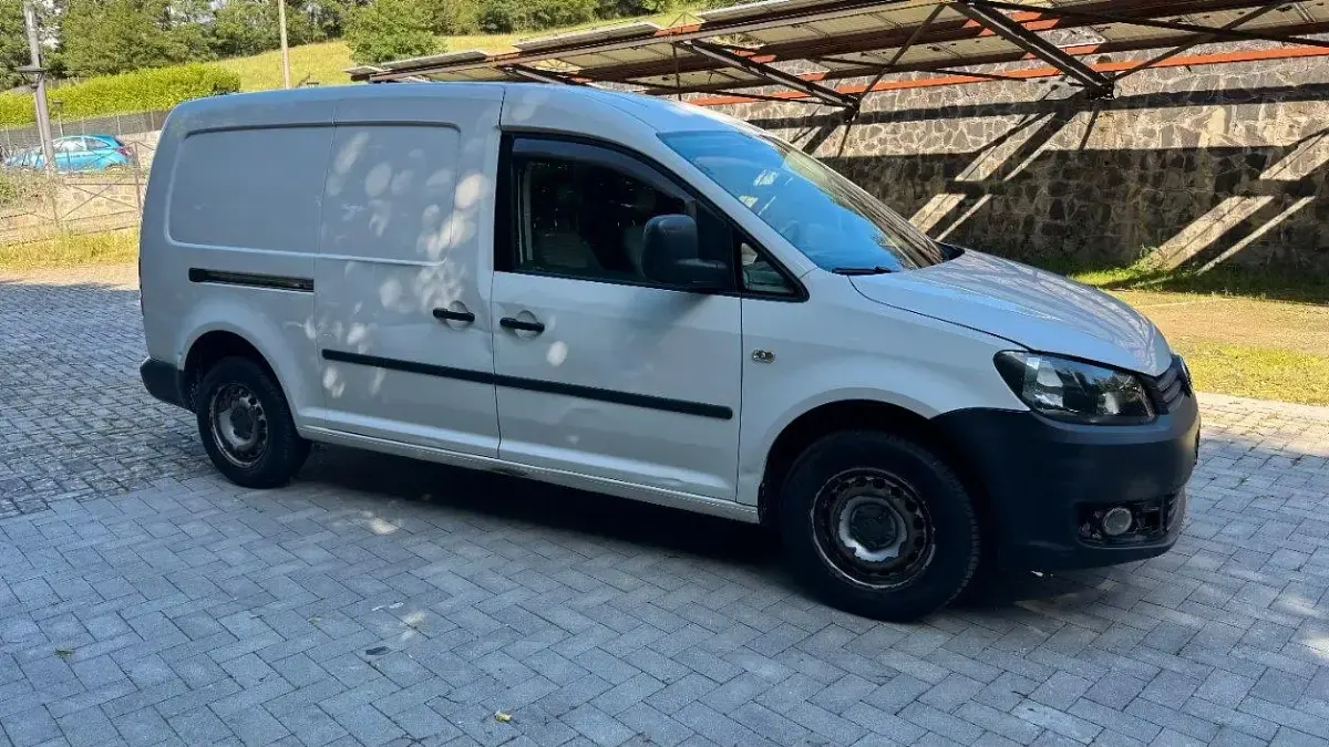 Usata VW Caddy 108 CV (79 kW) 2013 Bianco Monovolume