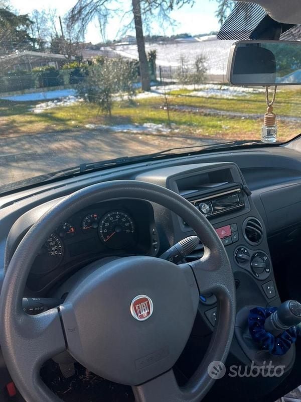 Usata Fiat Panda 77 CV (56 kW) 2009 Grigio Utilitaria