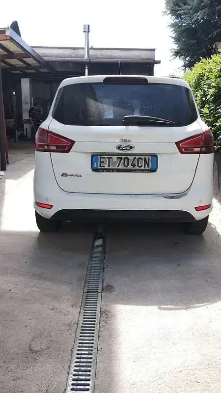Usata Ford B-MAX 90 CV (66 kW) 2013 Monovolume