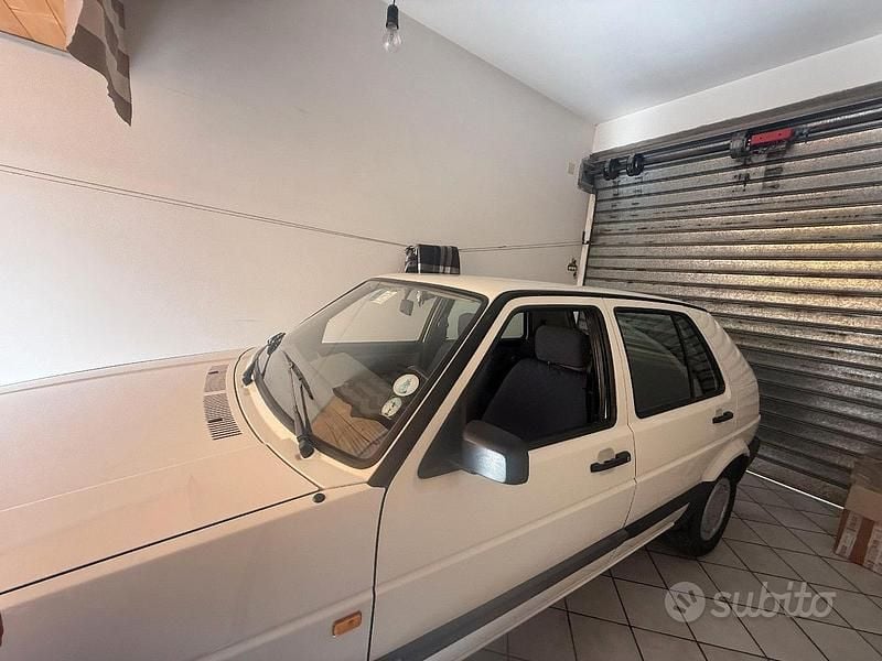 Usata VW Golf II 54 CV (39 kW) 1990 Bianco Utilitaria