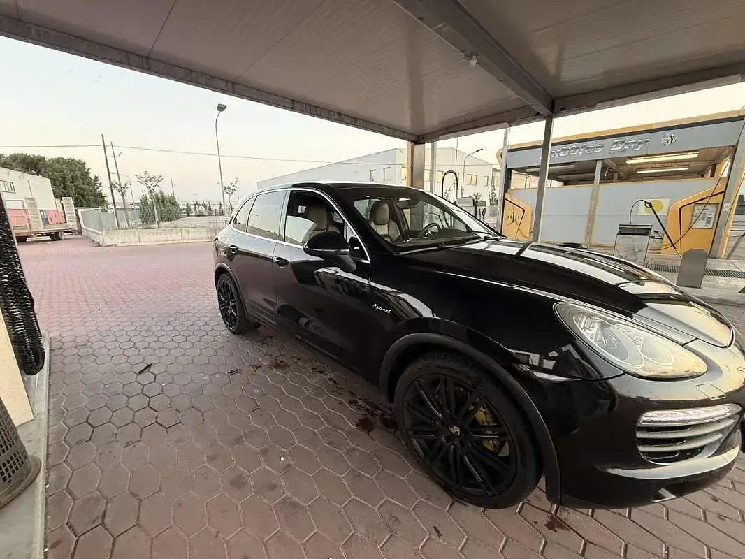 Usata Porsche Cayenne 379 CV (278 kW) 2011 SUV