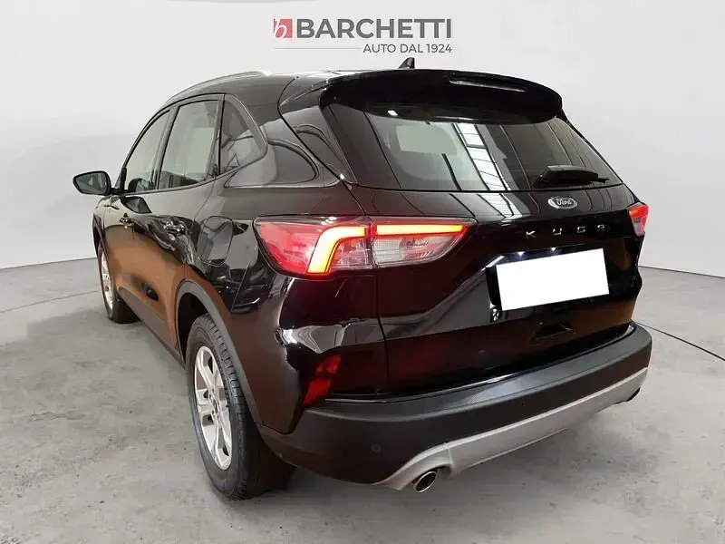 Usata Ford Kuga 120 CV (88 kW) 2021 Nero SUV
