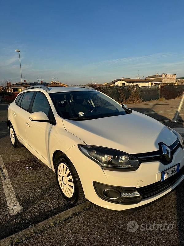Usata Renault Mégane GrandTour 110 CV (80 kW) 2014 Bianco Station wagon