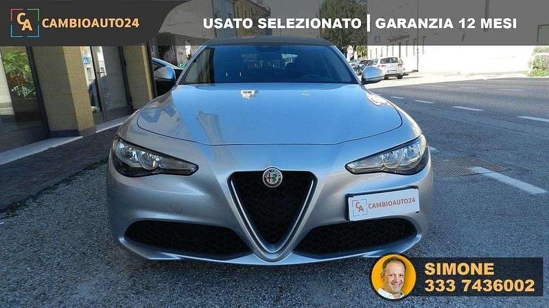 Argento Usata 2018 Alfa Romeo Giulia Super Berlina | 14.999 € (Super prezzo) - Immagine 1/4