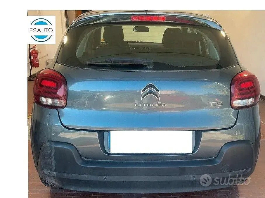 Usata Citroën C3 Shine 110 CV (80 kW) 2017 Grigio Berlina