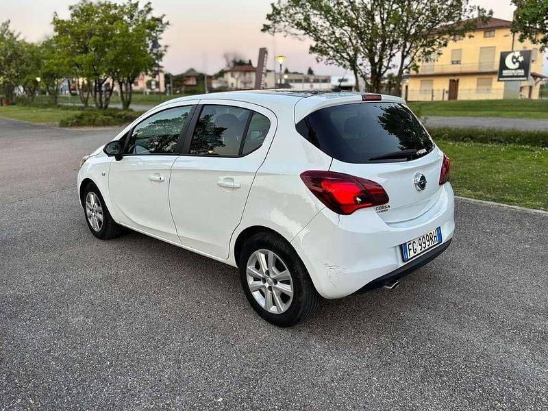 Usata Opel Corsa Cosmo 90 CV (66 kW) 2017 Bianco Utilitaria