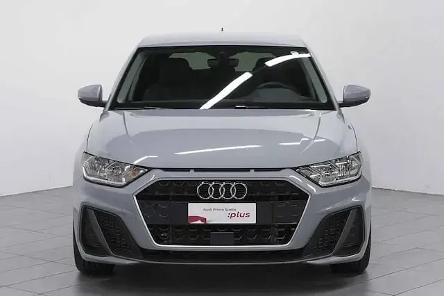 Usata Audi A1 Sportback S-Line 95 CV (69 kW) 2025 Gray Utilitaria