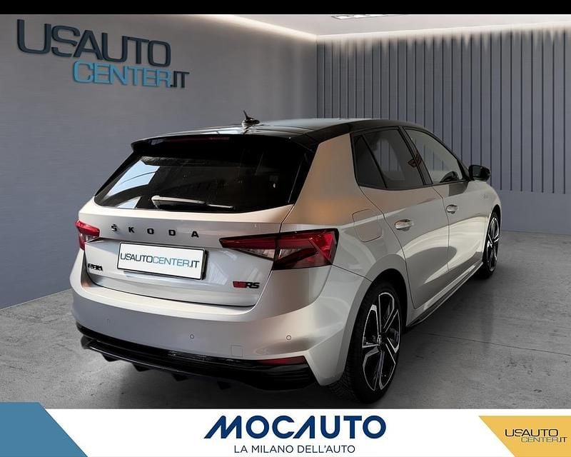 Usata Skoda Fabia Monte Carlo 150 CV (110 kW) 2023 Grigio chiaro metalliz. Utilitaria