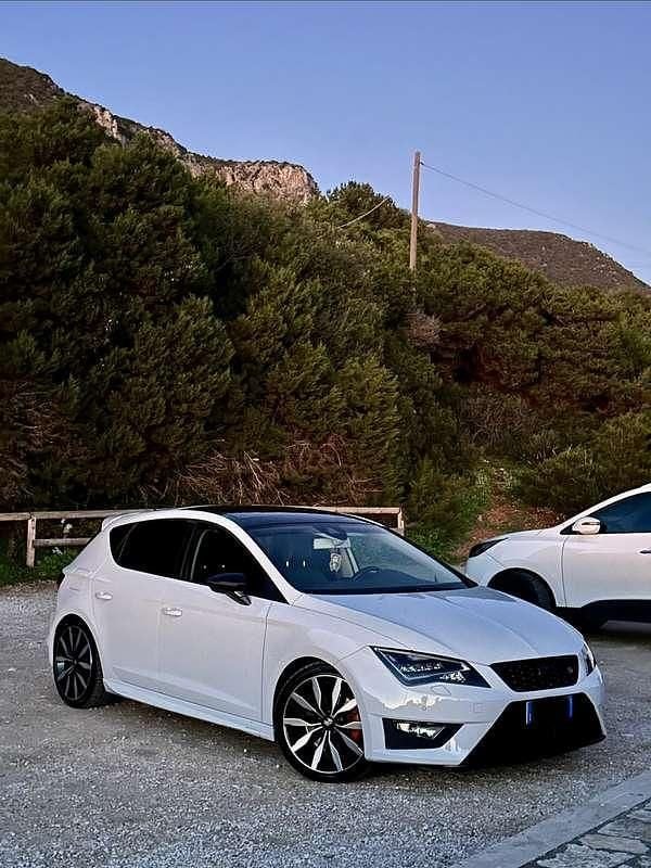 Usata Seat Leon SC FR 150 CV (110 kW) 2015 Utilitaria