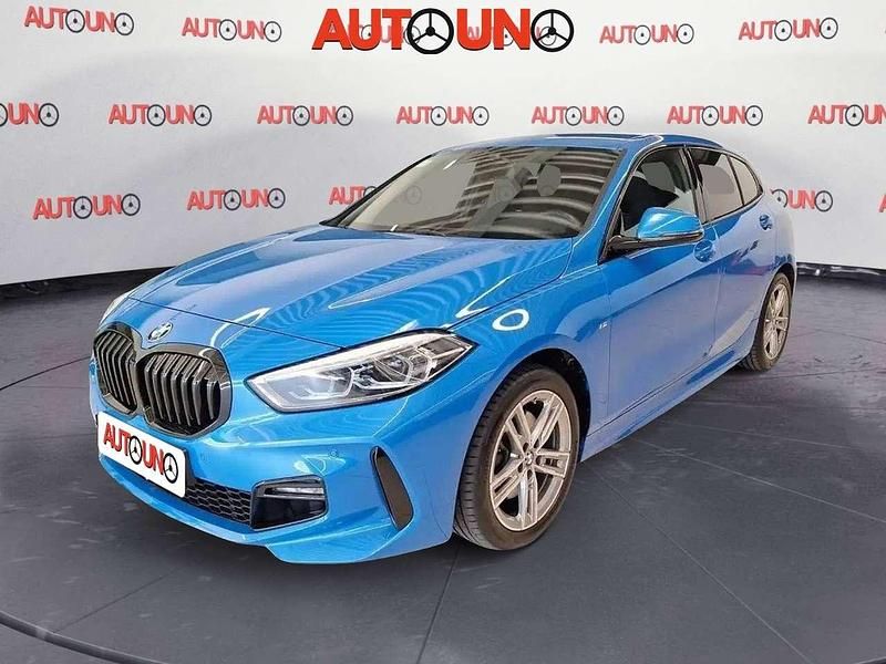 Usata BMW 118 M Sport 140 CV (102 kW) 2019 Blu/azzurro Utilitaria