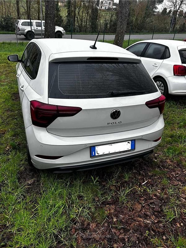 Usata VW Polo Life 90 CV (66 kW) 2022 Beige Utilitaria
