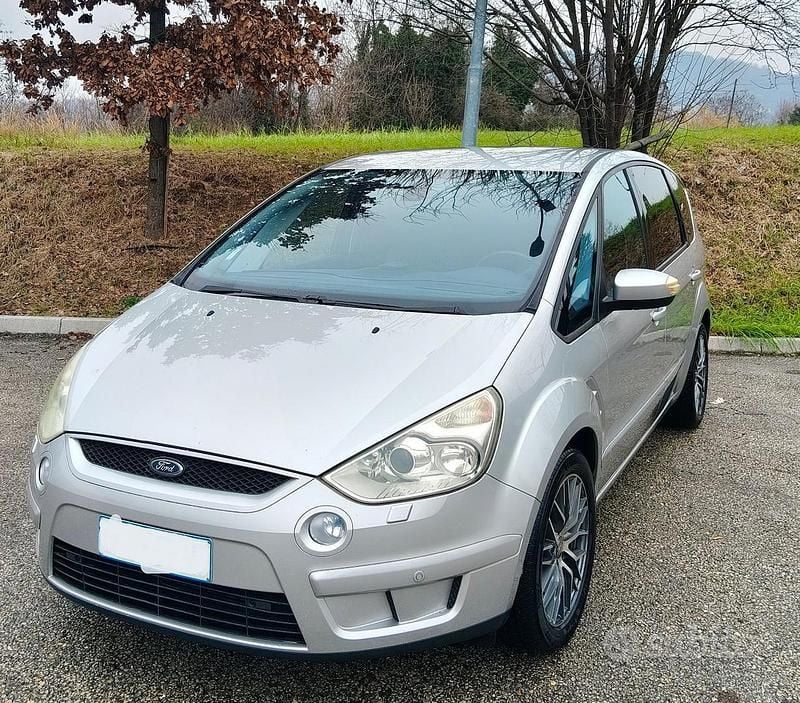 Usata Ford S-MAX S 2007 Grigio Monovolume