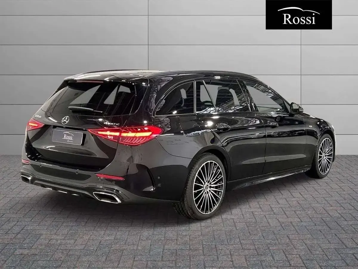 Nuova Mercedes C300e 197 CV (144 kW) 2026 Nero ossidiana Station wagon