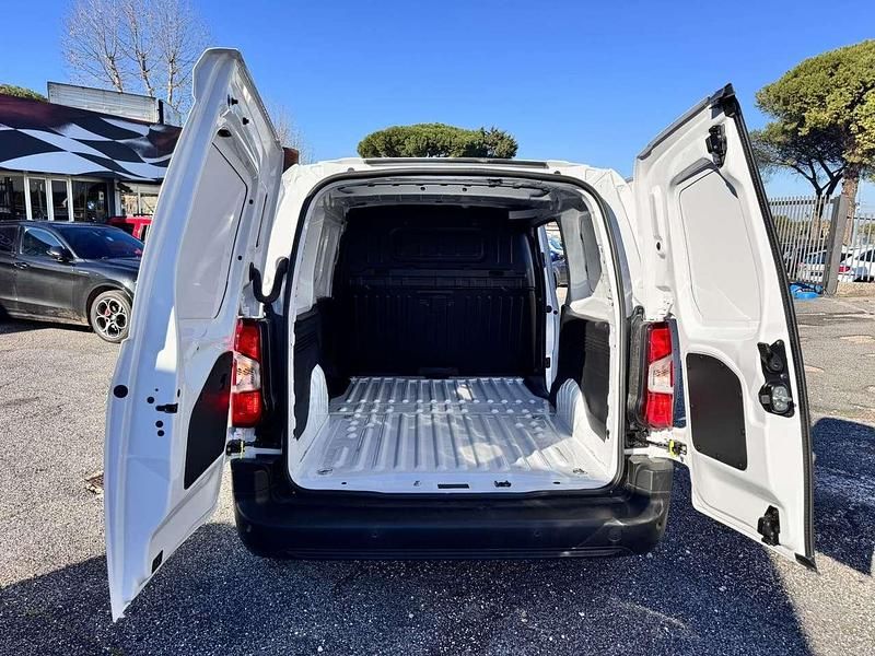 Nuova Fiat Doblò 95 CV (69 kW) 2025 Banchisa Monovolume