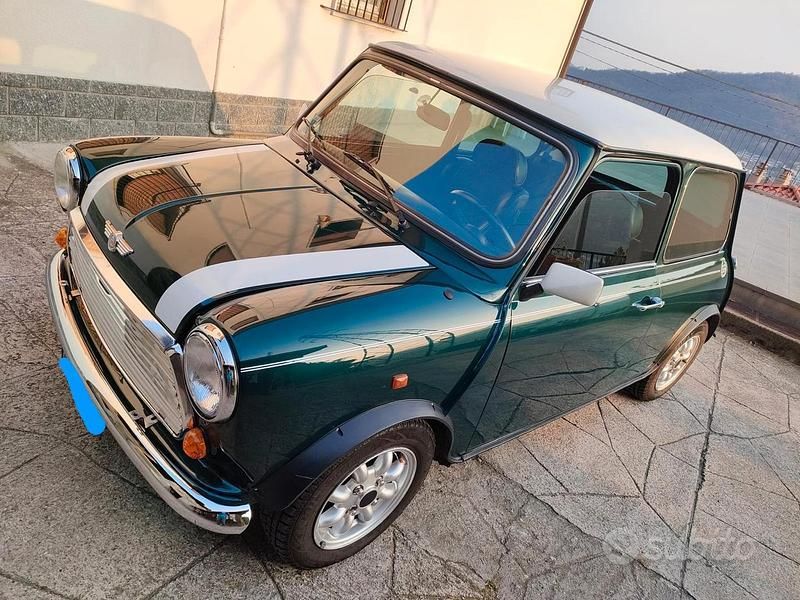 Usata Rover Mini 61 CV (44 kW) 1994 Verde Berlina