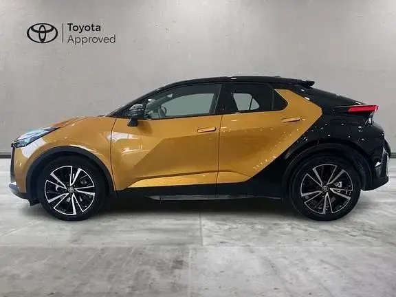 Usata Toyota C-HR Lounge 223 CV (164 kW) 2024 Giallo SUV