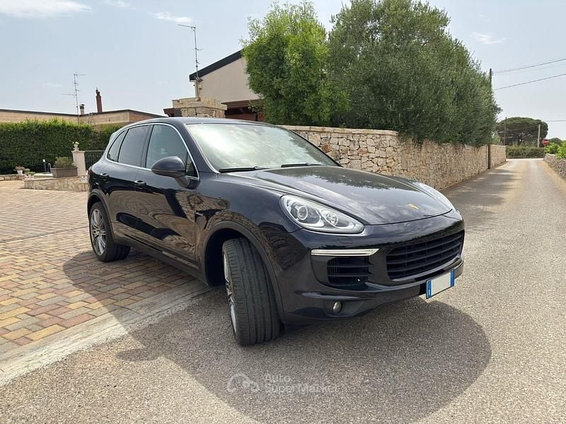 Usata Porsche Cayenne 250 CV (183 kW) 2015 Nero SUV