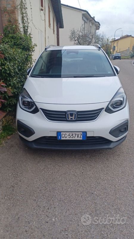 Bianco Usata 2022 Honda Jazz Hybrid Due volumi | 18.500 € (Molto cara) - Immagine 1/3