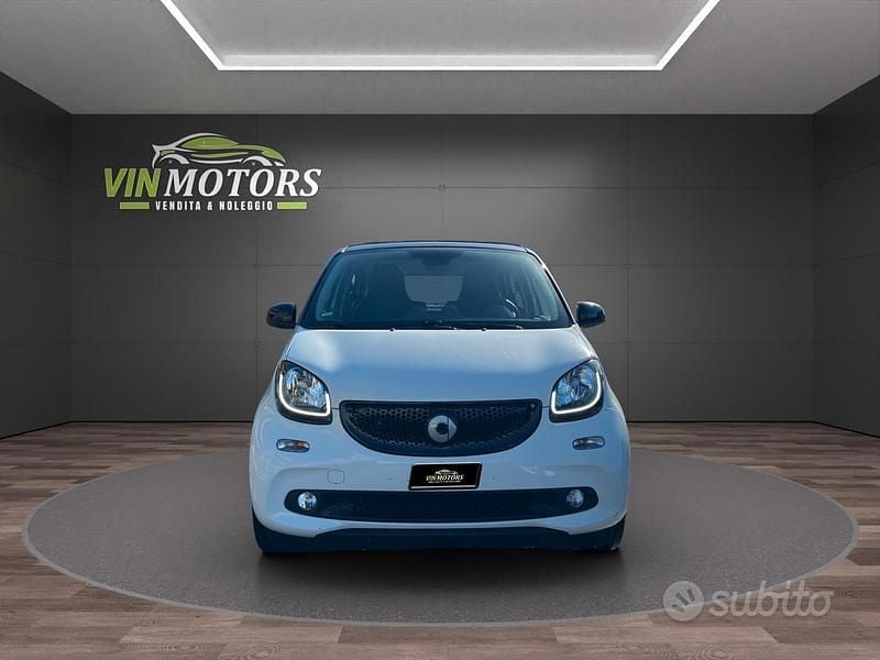Usata Smart ForFour Prime 70 CV (51 kW) 2016 Bianco Utilitaria