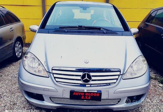 Argento Usata 2007 Mercedes A160 Elegance Tre volumi | 3600 € (Cara) - Immagine 1/4