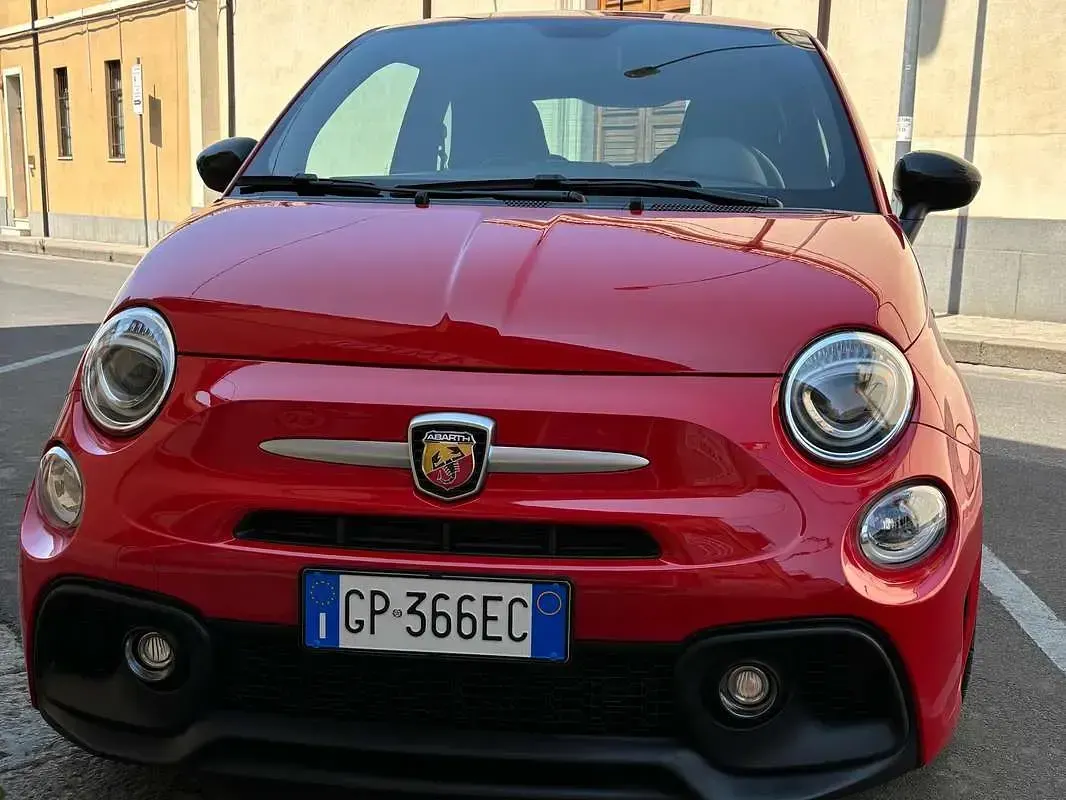 Usata Abarth 595 144 CV (105 kW) 2017 Rosso Utilitaria