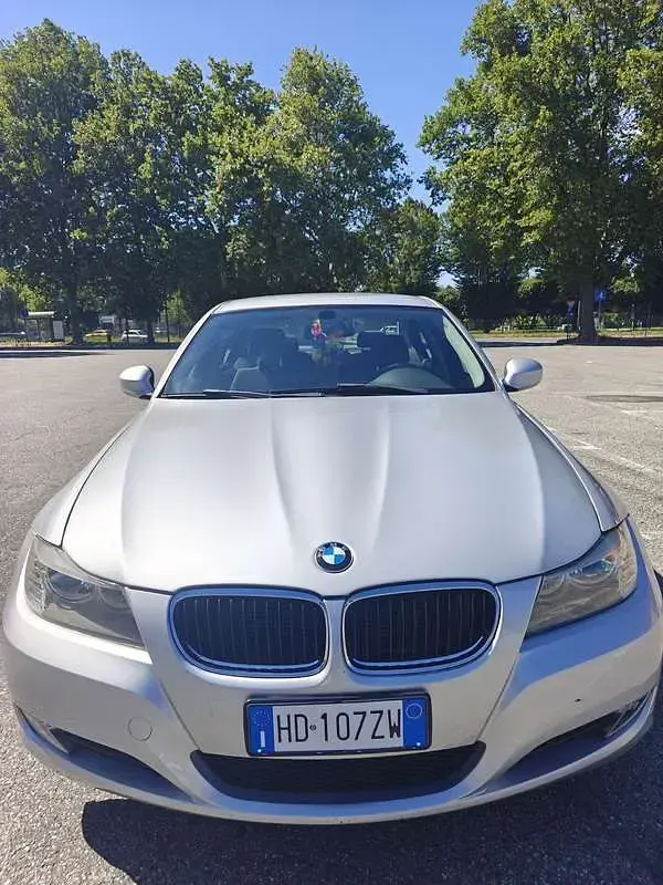 Usata BMW 320 177 CV (130 kW) 2009 Berlina