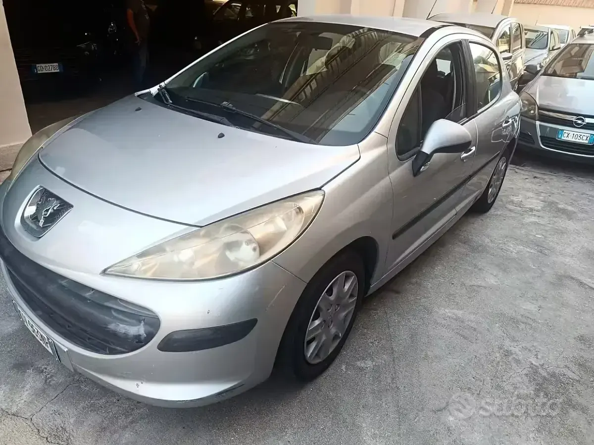 Usata Peugeot 207 Sport 73 CV (53 kW) 2009 Grigio Berlina