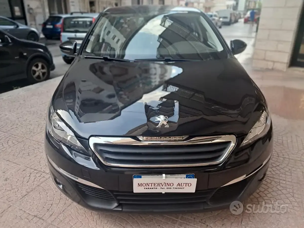 Usata Peugeot 308 120 CV (88 kW) 2017 Nero Berlina