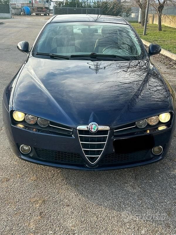 Usata Alfa Romeo 159 149 CV (109 kW) 2006 Blu Berlina