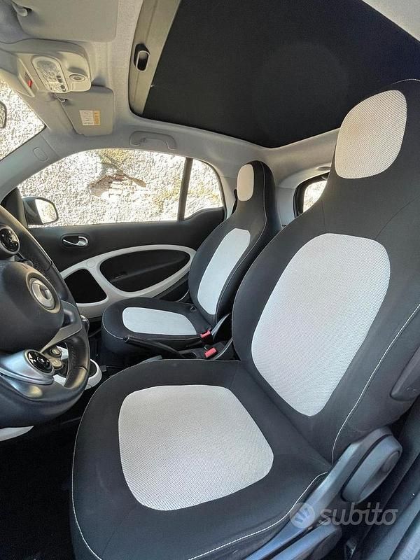 Usata Smart ForTwo Coupé Passion 71 CV (52 kW) 2015 Nero Coupé